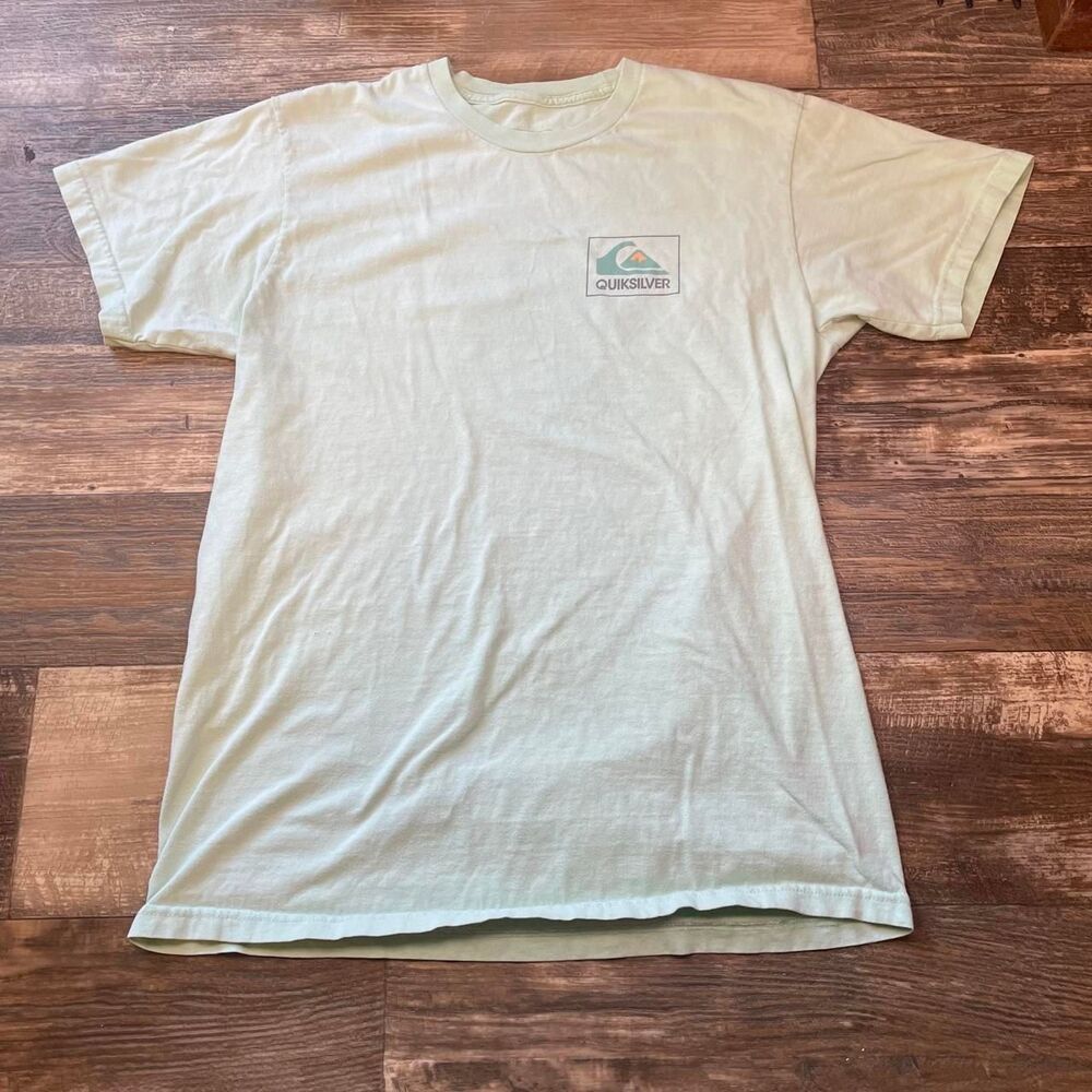 Quiksilver Men's Green T-shirt